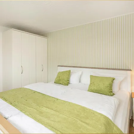 Schulstr. 2, Ahlbeck Whg Am Park *