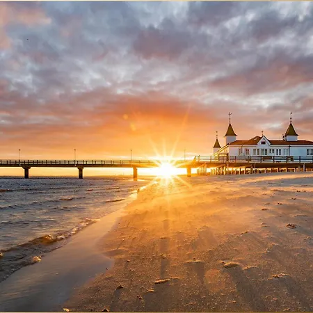 Schulstr. 2, Ahlbeck Whg Am Park * 塞巴特黑灵斯多夫